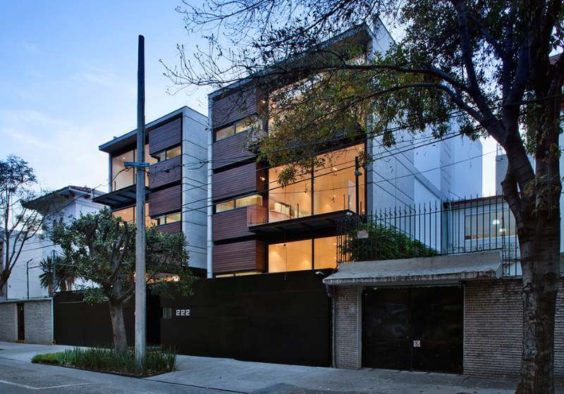 Fachada del edificio de departamentos MOZZ 22, diseño arquitectónico en Tungurahua